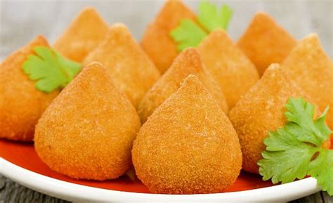 como fazer coxinha de frango - manchas de vaca